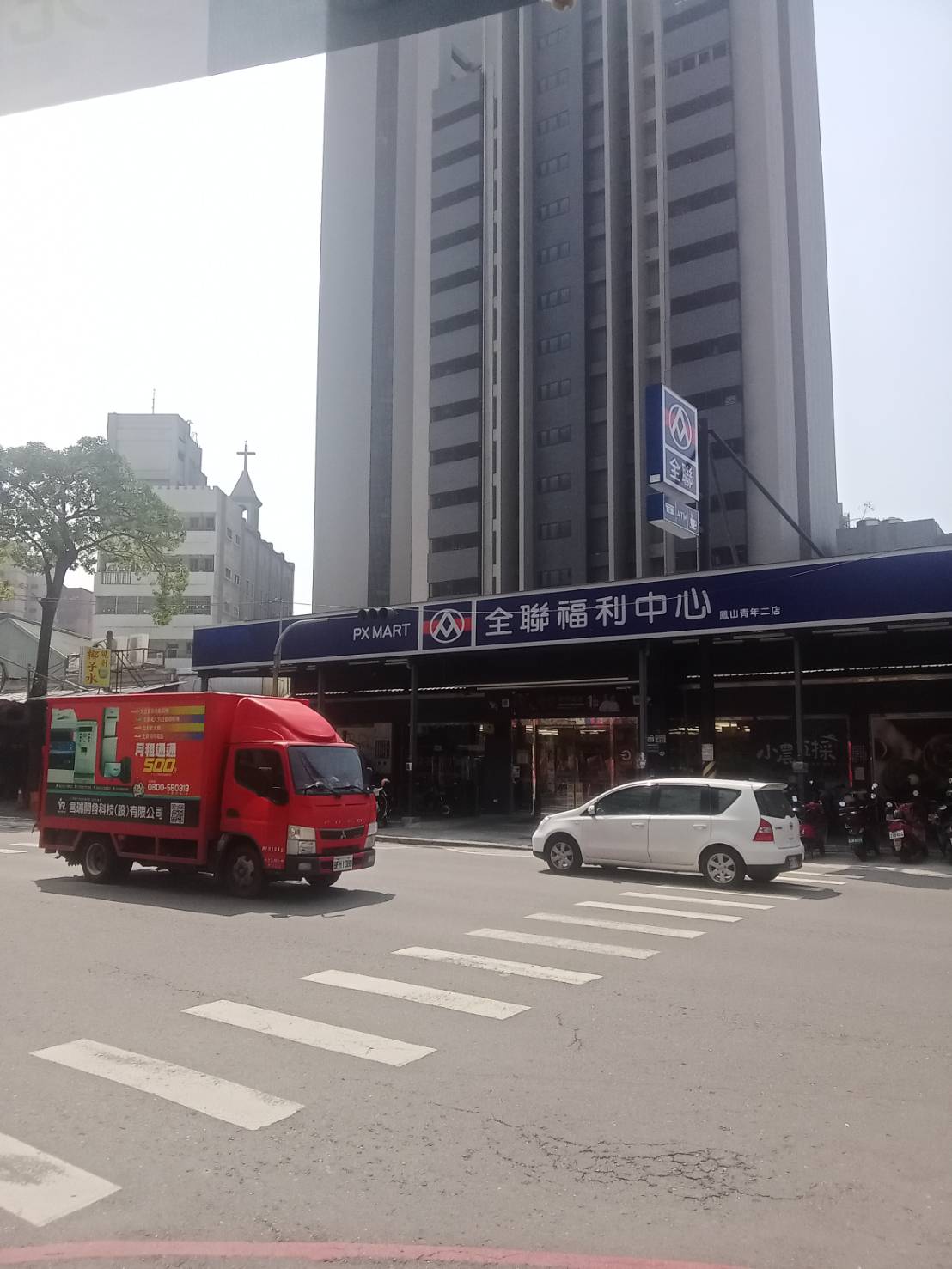 8812_0 文山特區休閒大廈一樓