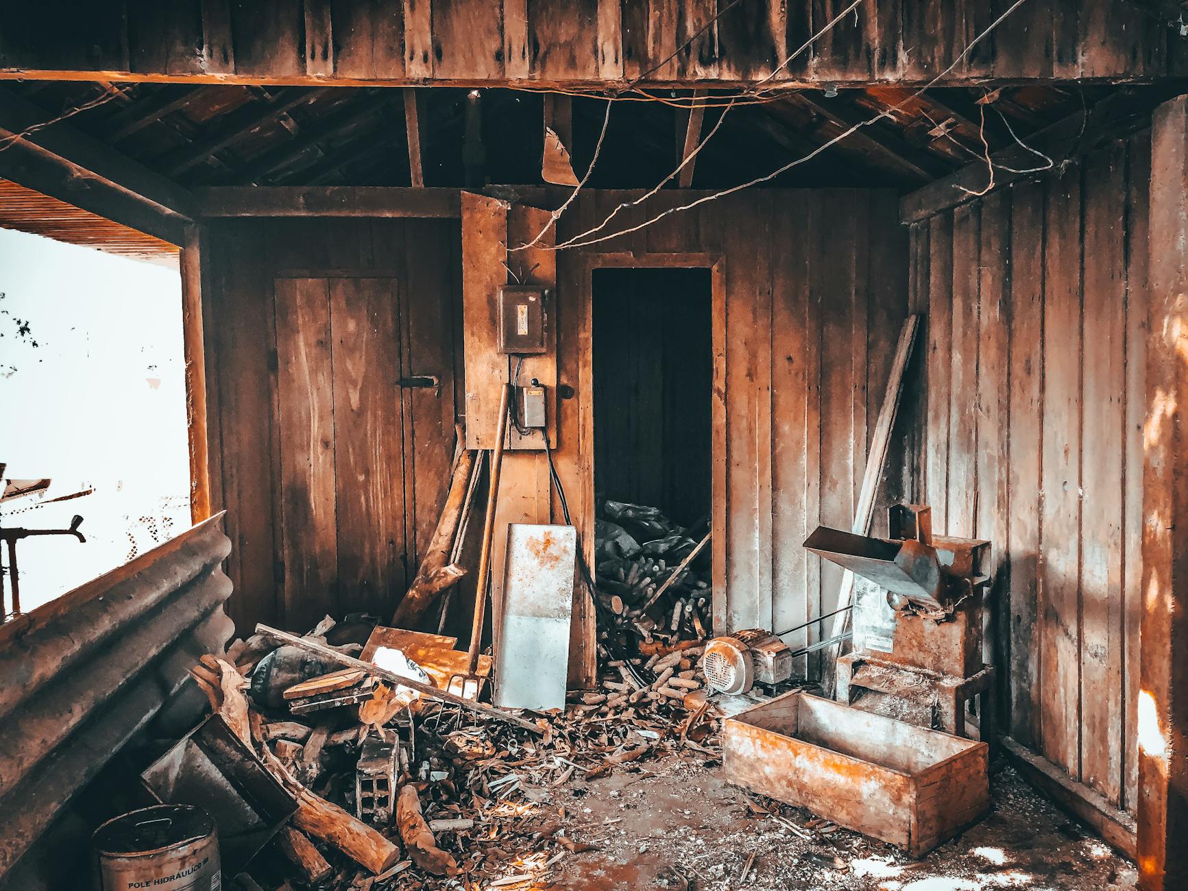 an abandoned wooden house