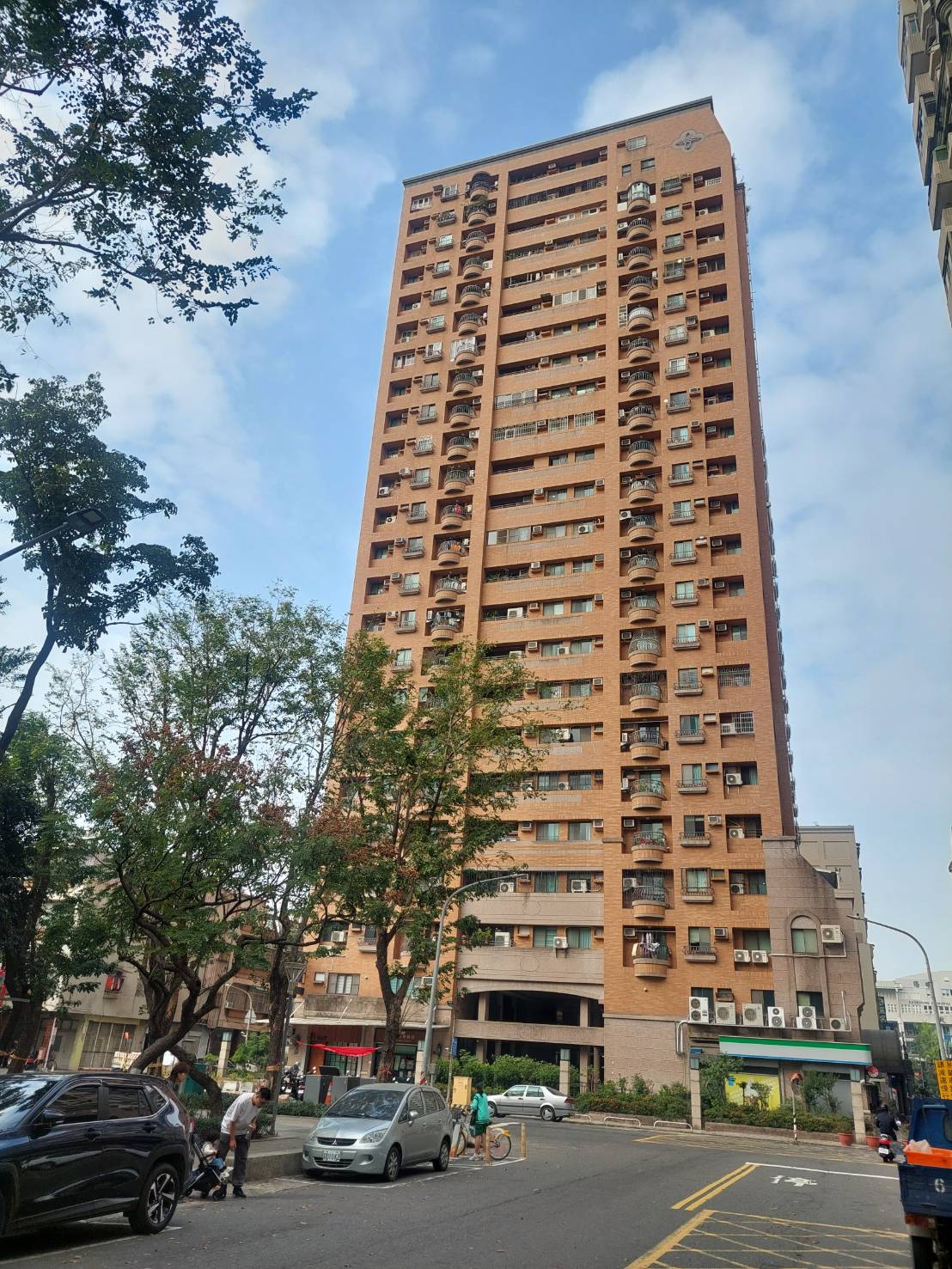 279112 陽明商圈高樓層美三房