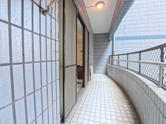 科工館輕軌旁溫馨四房