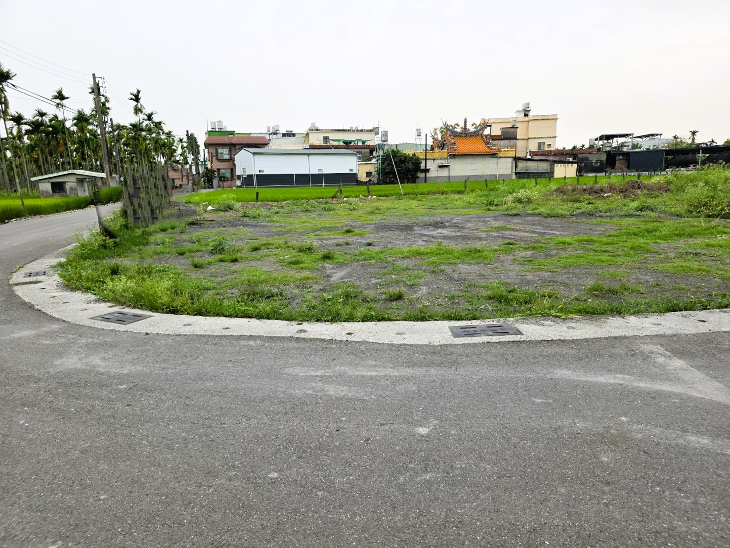84956 屏東崁頂港東國小三角窗建地
