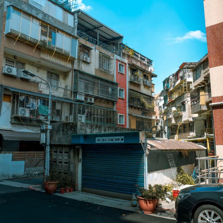 區域比較：高雄各行政區法拍屋行情與投資潛力分析
